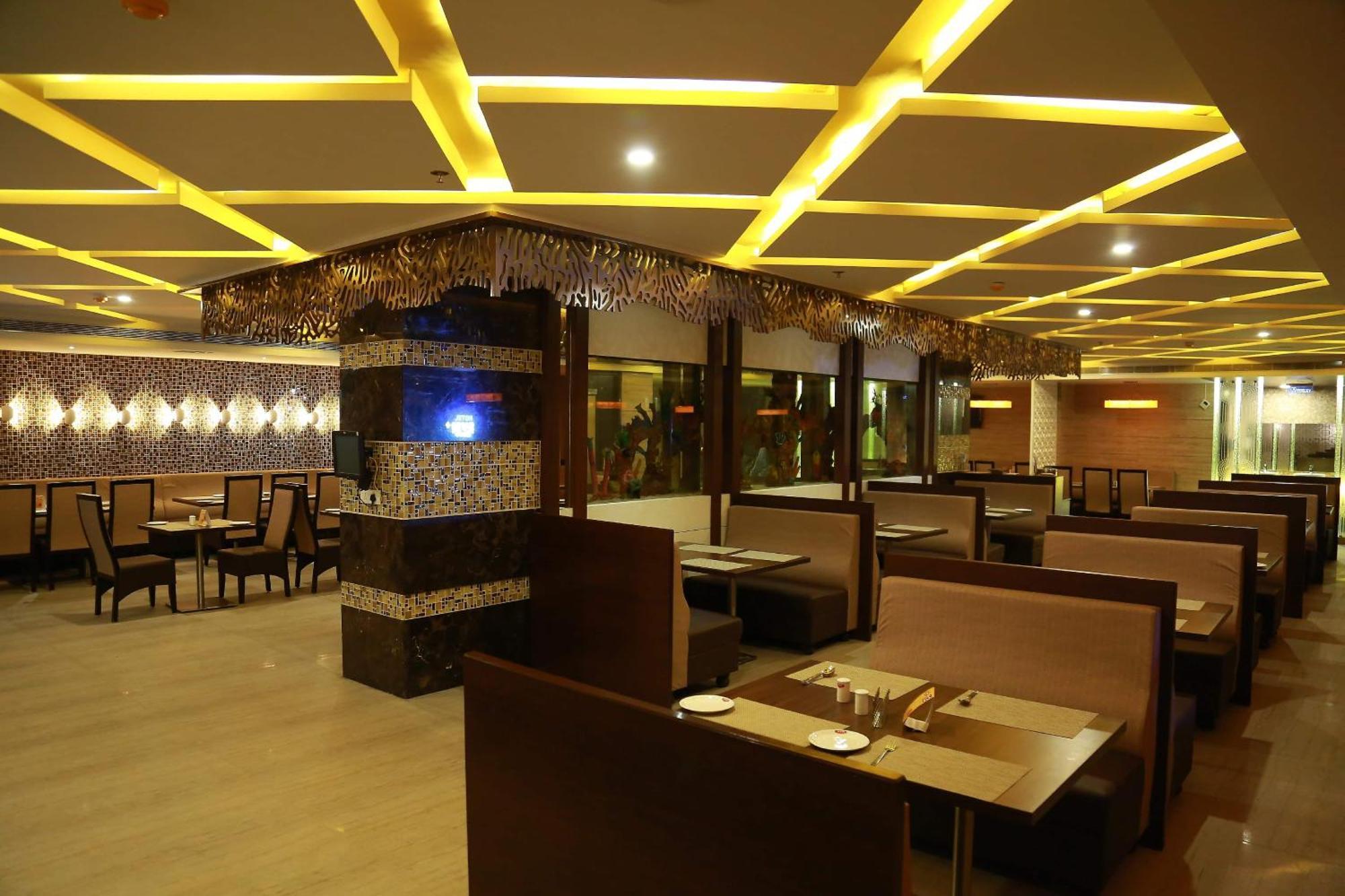 Hotel Svm Grand Medipally Hyderabad Ngoại thất bức ảnh